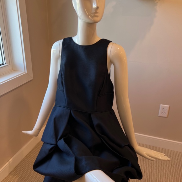 Tibi Navy blue, size 12 designer dress, MINT! NWT NEW Open back detail - Picture 10 of 10